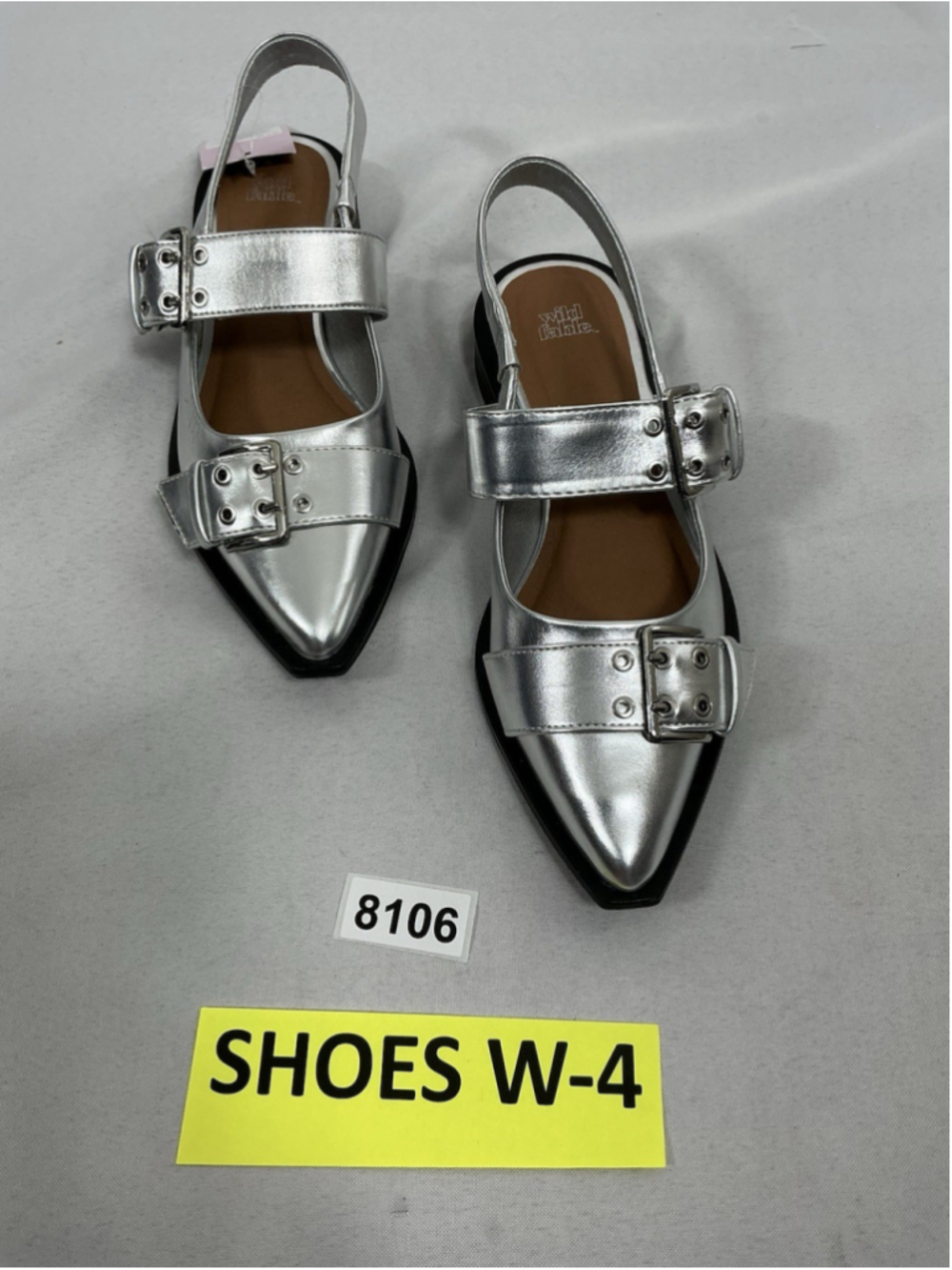 Womans NWT Wild Fable Peyton Slingback Slipon Flat Shoes Silver 7